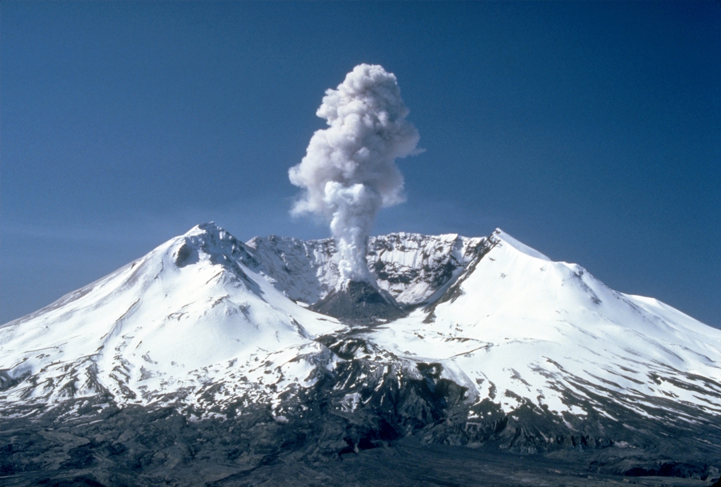 Image: Stunning new discovery: The deadliest volcano in the US is actually cold inside
