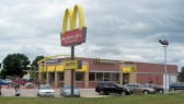 New_McDonald's_restaurant_in_Mount_Pleasant,_Iowa