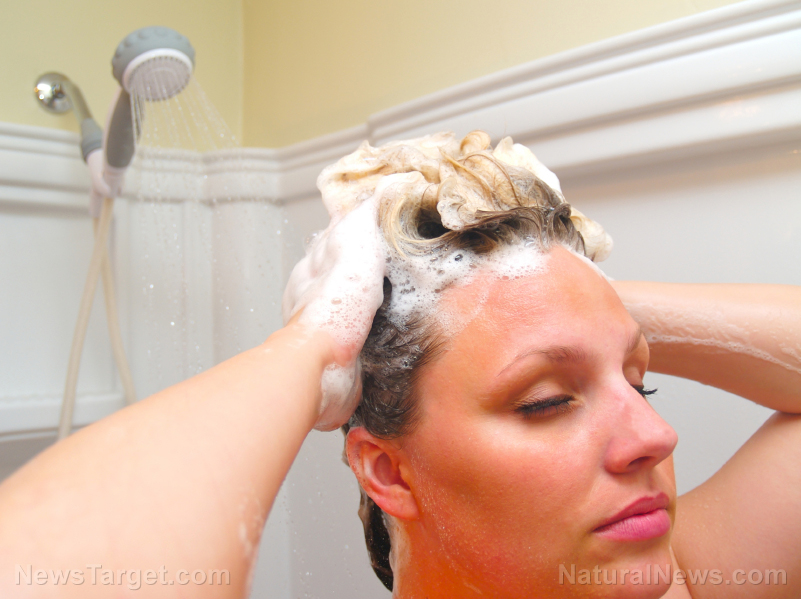 Image: Senators ask FDA to ban cancer-causing chemical from bath products