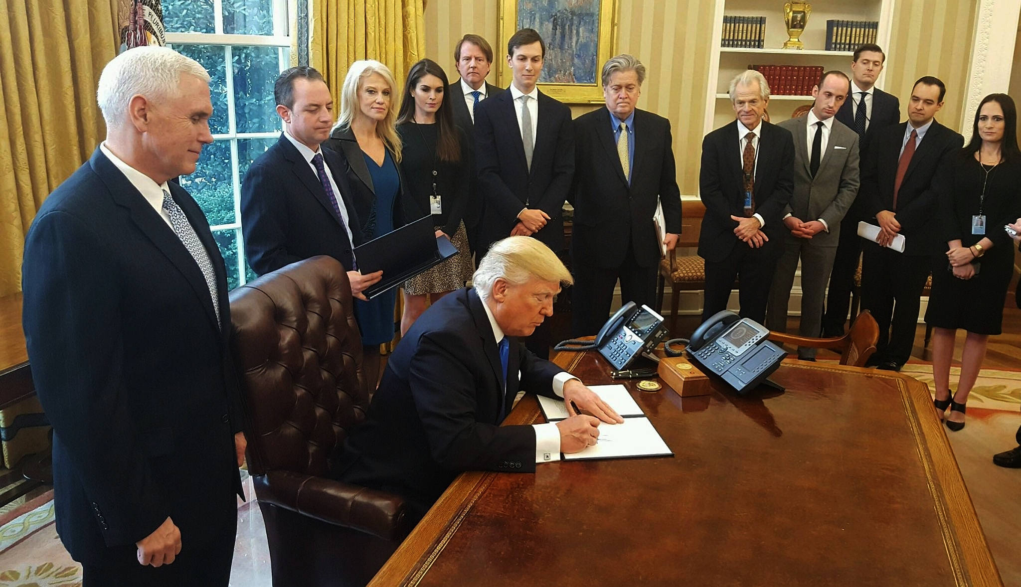 Image: After GOP liars failed to repeal Obamacare, Trump will gut the law with executive orders