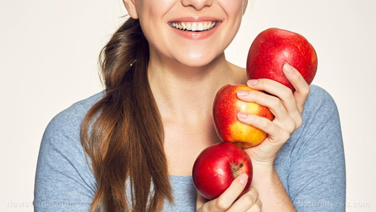 Image: An apple a day keeps the wrinkles away: Compounds found in the fruit protect you against aging skin