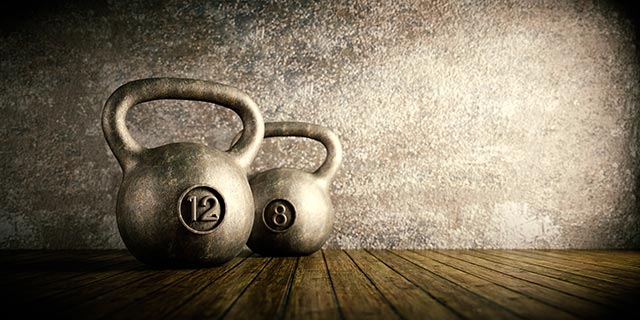 Image: Swing it! 5 Benefits to get you started with kettlebell training (plus, how to properly pull off a great swing)
