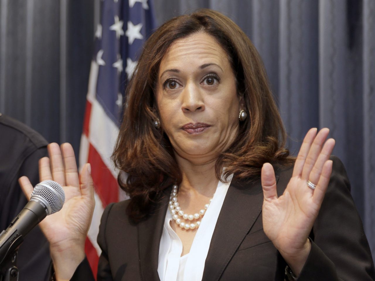 Image: Kamala Harris reveals herself as an anti-Christian BIGOT who hates God and anyone who recognizes the existence of God