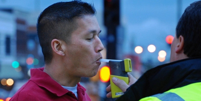 Image: FAKE SCIENCE for COPS: Alcohol level breathalyzers based on sham science, shocking investigation discovers