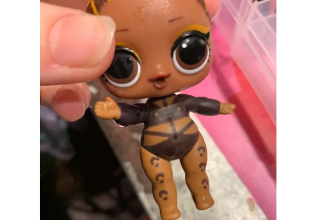 Image: Hidden lingerie and tattoos appear on children’s dolls dipped in ice water