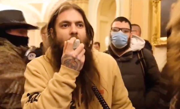 Image: WHOA: Blockbuster new video shows Jan. 6 rioters were given OK to enter Capitol by police