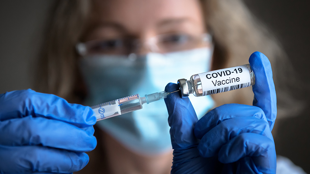 Image: One Indian hospital saw 100 patients die after taking the covid vaccine