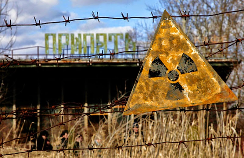 Image: Russian forces capture Chernobyl power plant; media expresses concern over possibility of radioactive leak from site