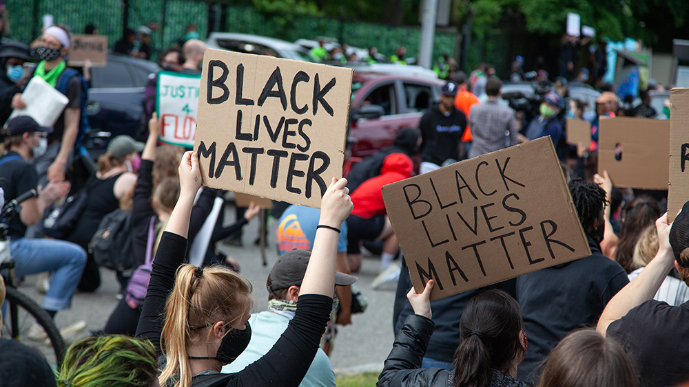 Image: Study finds that 95% of riots have links to Black Lives Matter