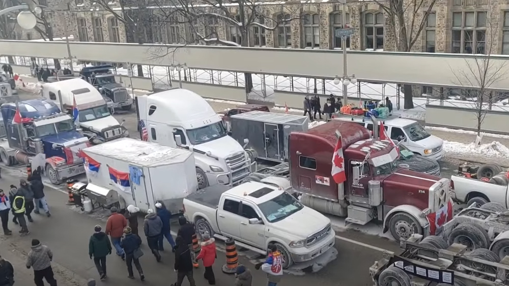 Image: Canadians hold nationwide convoy protests in support of Dutch farmers