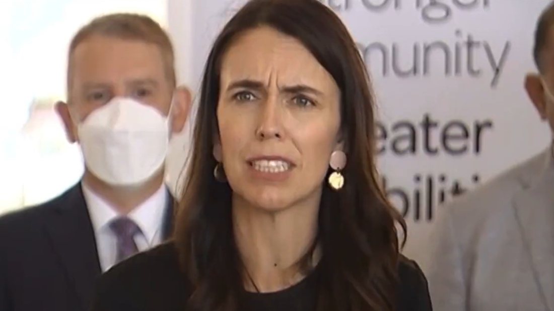 Image: Jacinda Ardern admits New Zealand is struggling to deal with COVID-19 pandemic despite high vaccination rate