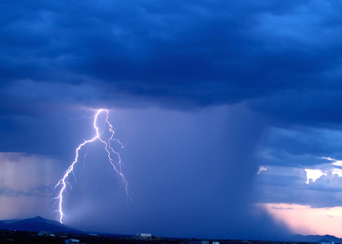 Image: Reuters falsely claims lightning deaths in DC are due to “climate change”