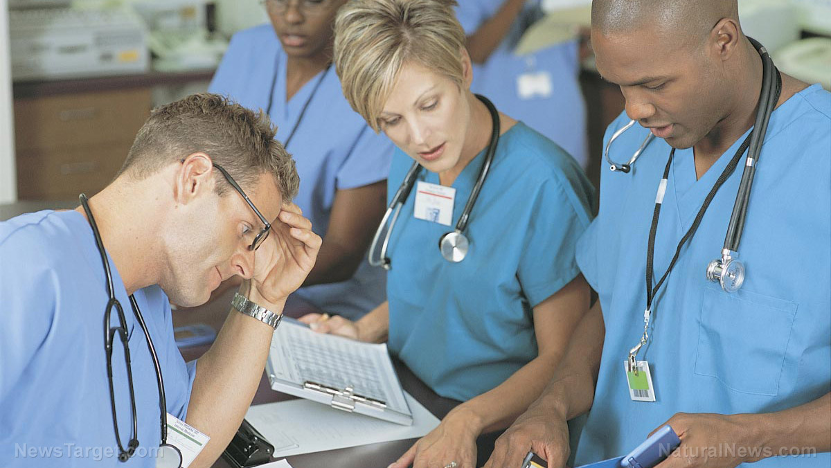 Image: Understaffed and overworked: Nurses go on STRIKE in Minnesota