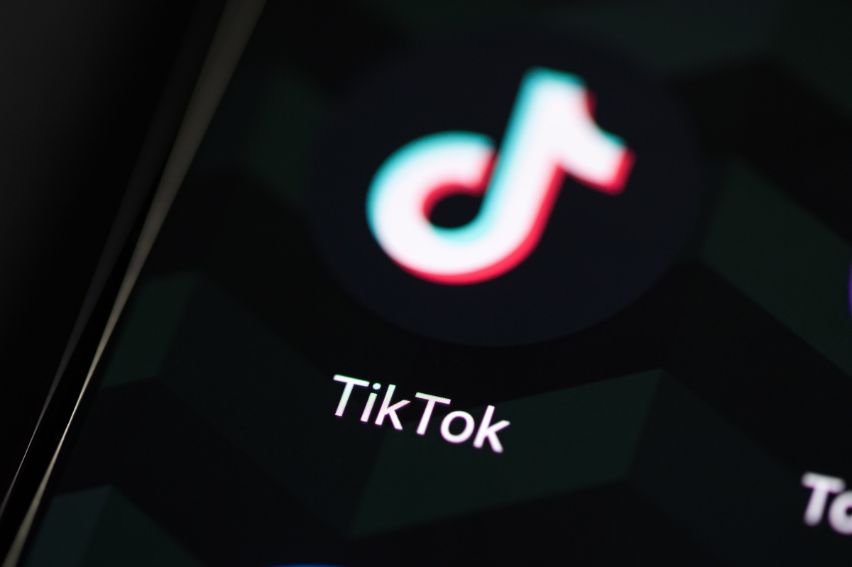 Image: US lawmakers unveil bipartisan bill to ban TikTok