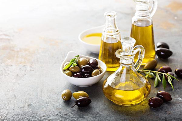 Image: The best oil: Extra virgin olive oil contributes to better breast milk quality