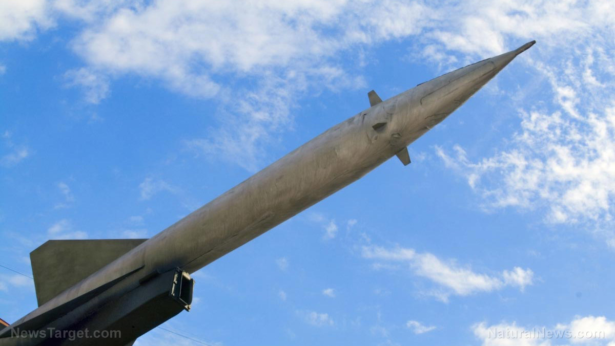 Russia unveils hypersonic “Oreshnik” missile in attack on Ukraine, warns it can strike European capitals within minutes of launch