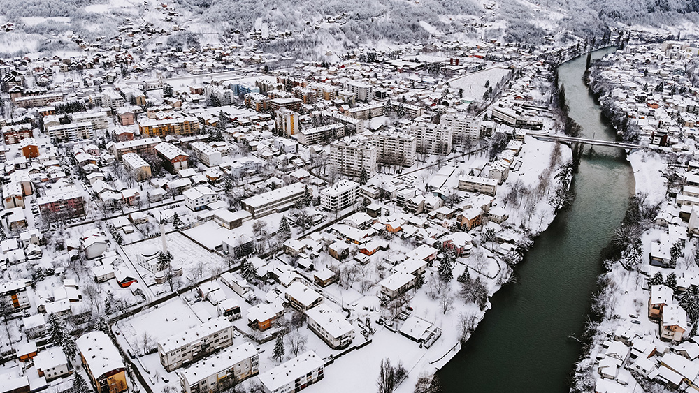 Power grid operator reports record-high electricity demand amid winter freeze