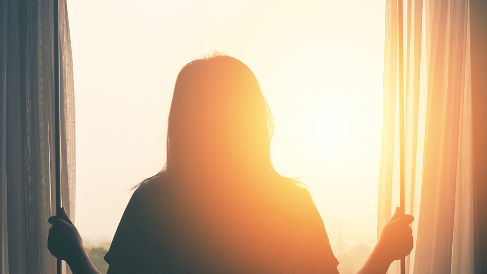 “Regenesis” on BrightU: Light therapy as a powerful ally in healing, from stroke recovery to cancer treatment