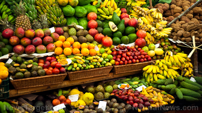 New study finds that eating FRUITS fortifies the lungs against dirty air
