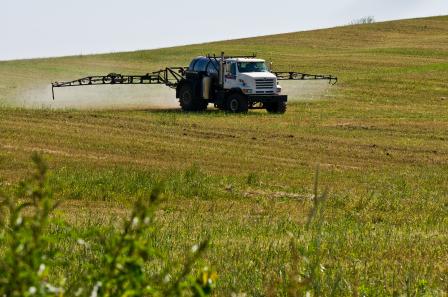 Trump administration faces criticism for inaction on atrazine after WHO labels the pesticide probably carcinogenic