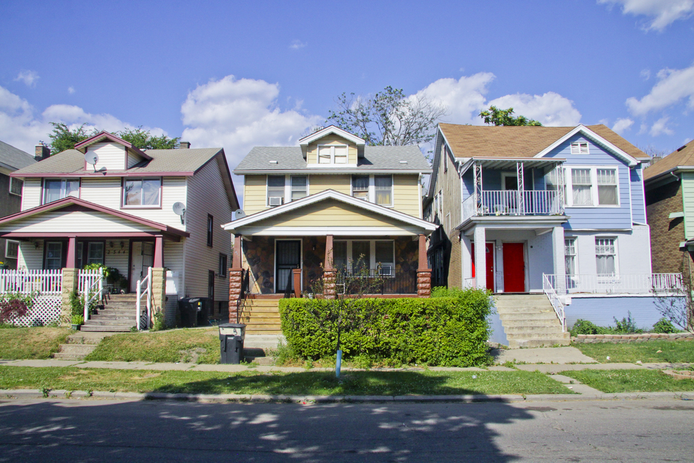 Foreclosure surge signals housing market distress as costs spiral out of control
