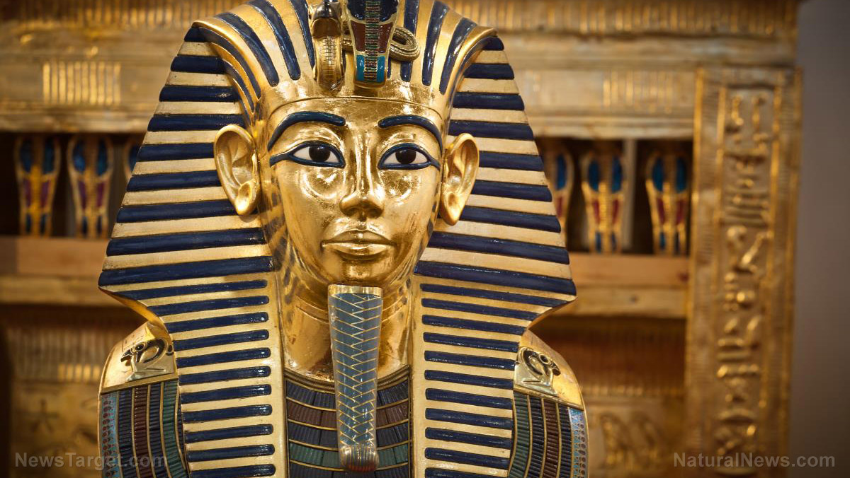Mysterious zircon crystal found in King Tut’s “alien glass” reveals temperatures hotter than a volcano