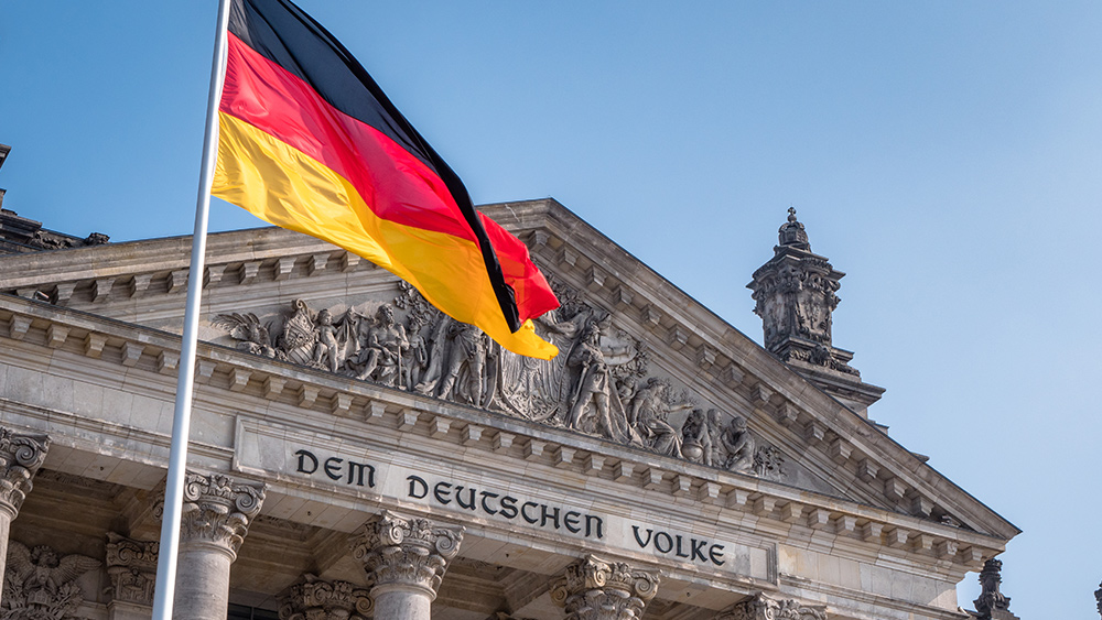 Teenage Dutch suspects arrested as string of explosions rattles Frankfurt